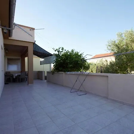 公寓 Privlaka Holiday Apartments Ivana & Ivan 普利拉卡