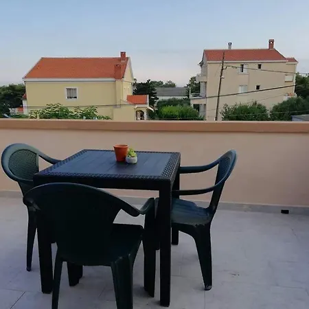 Privlaka Holiday Apartments Ivana & Ivan * 普利拉卡